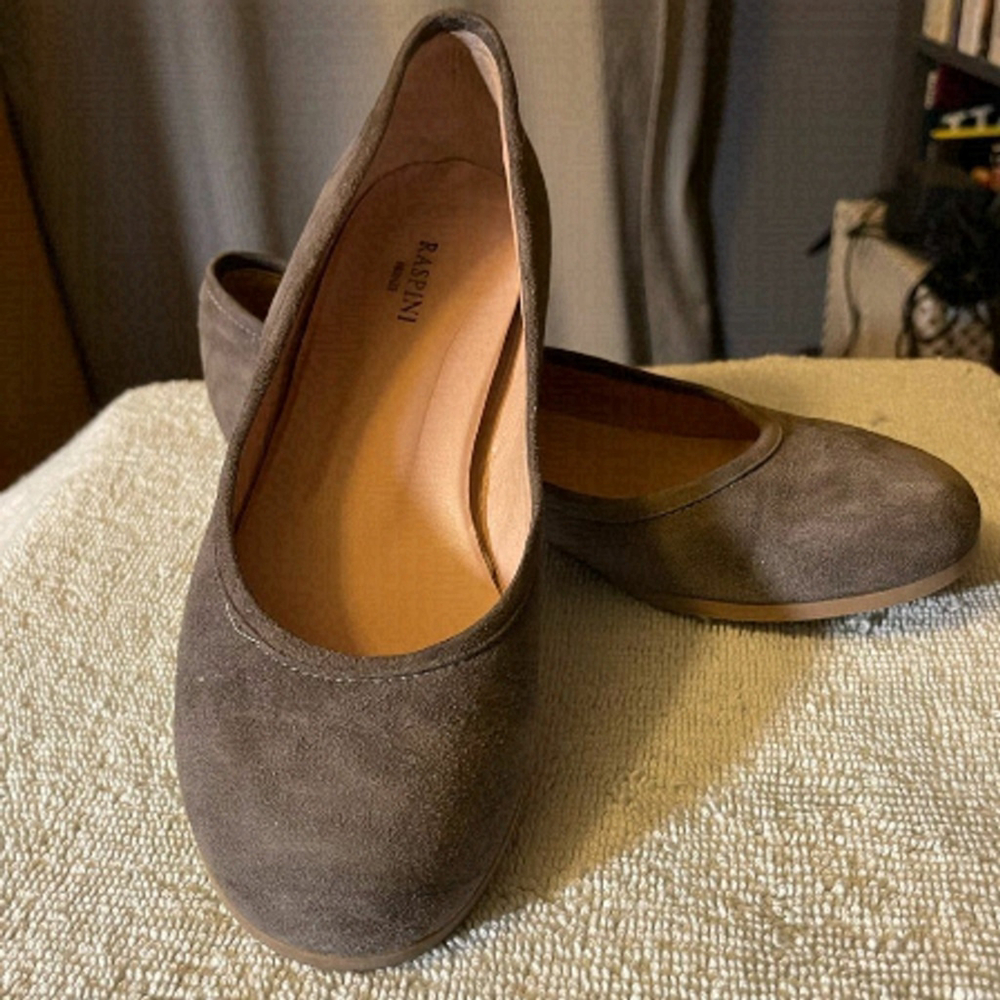 Suede Italian flats